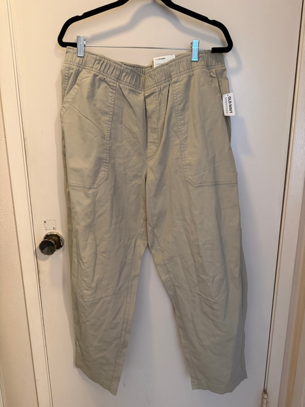 Old Navy Women’s Light Khaki Pull-On Chinos